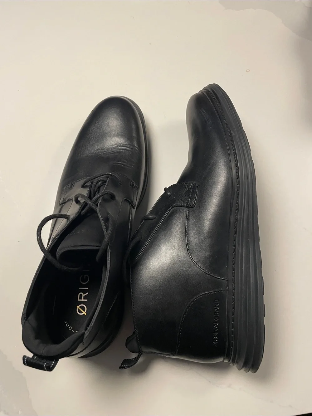 Cole Haan Black Leather original grand Chukka Boot with Cushioned Sole 10.5